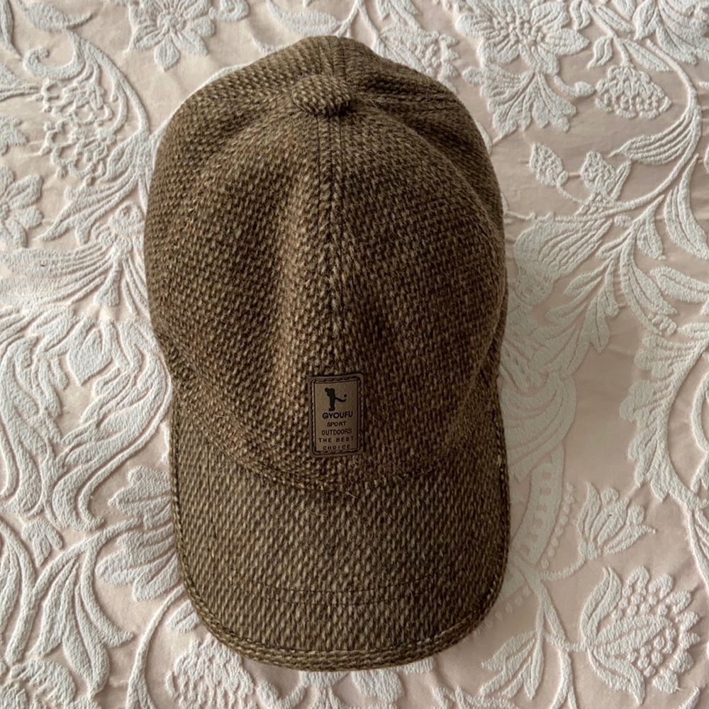 GYOUFU winter baseball cap with flaps